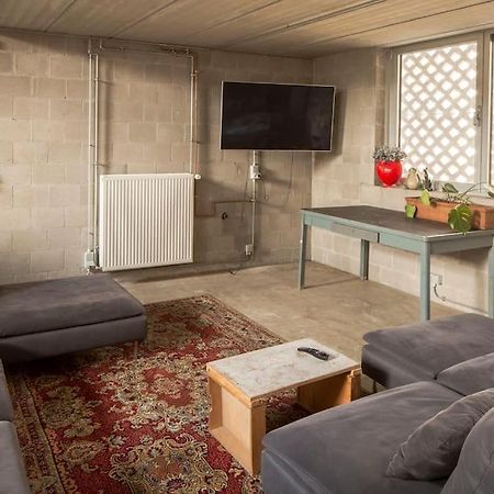 Mari'S: Multifunctional Shelter With Big Garden Villa Ghent Exterior photo
